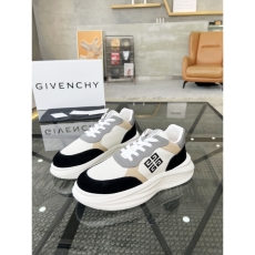 Givenchy Sneakers